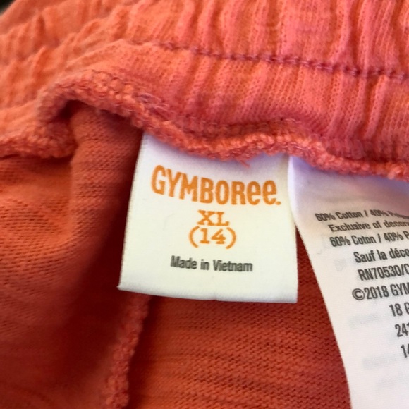 Pink shorts - Picture 2 of 2